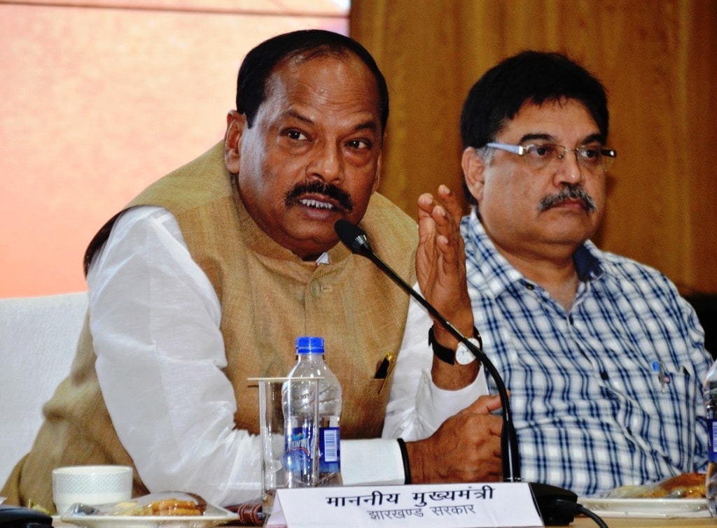 CM Das reviews central government's Infra projects