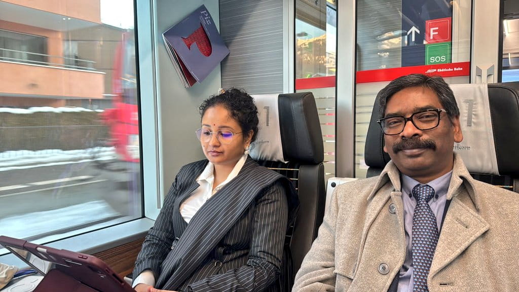 मुख्यमंत्री हेमन्त सोरेन ने दावोस/स्विट्जरलैंड से किया एक्स पर ट्वीट, झारखंड वासियों को दिया संदेश