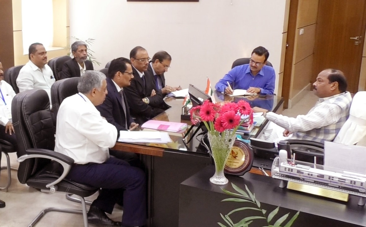 मुख्यमंत्री दास ने झारखंड मंत्रालय में सेल के अधिकारियों के साथ बैठक की