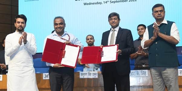 भारत में खेलों के विकास के लिए एनटीपीसी और आरईसी के साथ 215 करोड़ रुपये की वित्तीय सहायता का समझौता 