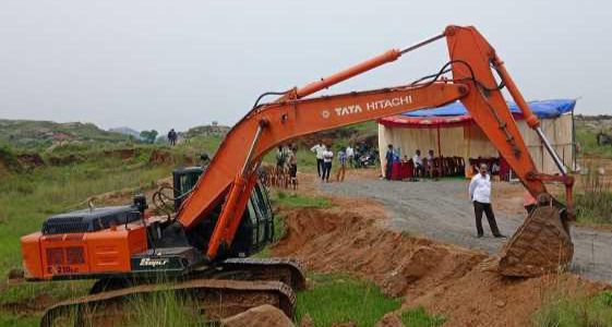 राँची के सुकुरहुटू गाँव में ट्रांसपोर्ट नगर का निर्माण कार्य शुरू,आईएएस अधिकारी खुश