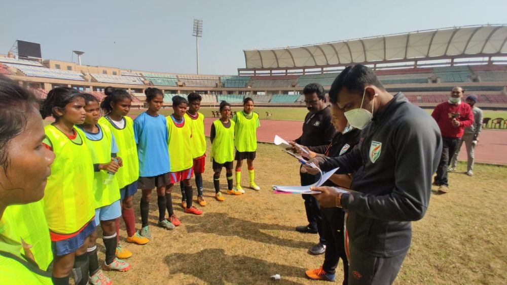 झारखंड की 20 महिला फुटबॉल खिलाड़ी जाएंगी केरल