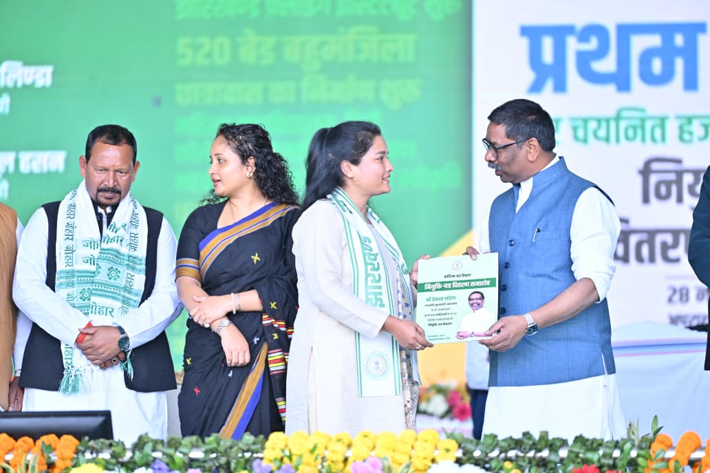 A-grand-state-level-function-was-held-in-Ranchi-to-mark-the-completion-of-one-year-of-Chief-Minister-Hemant-Soren