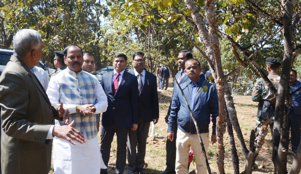 मुख्यमंत्री  ने IINRG नामकुम द्वारा आयोजित किसान मेला सह कृषि मशीन प्रदर्शनी का उद्घाटन किया