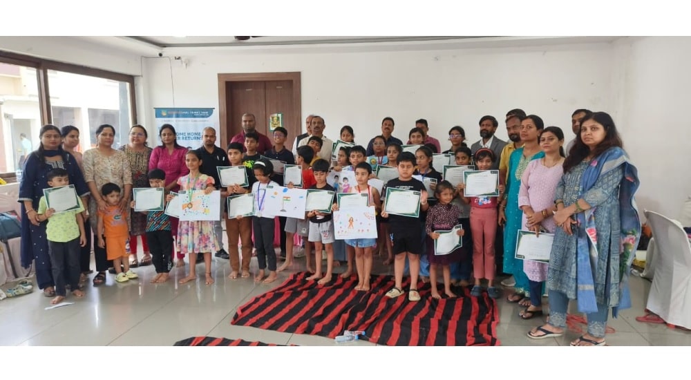 ओसिएनिक एक्जोटिका रांची में चित्रकारी प्रतियोगिता के साथ साथ मेंहदी एवं जीवंत कैरीकेचर का आयोजन