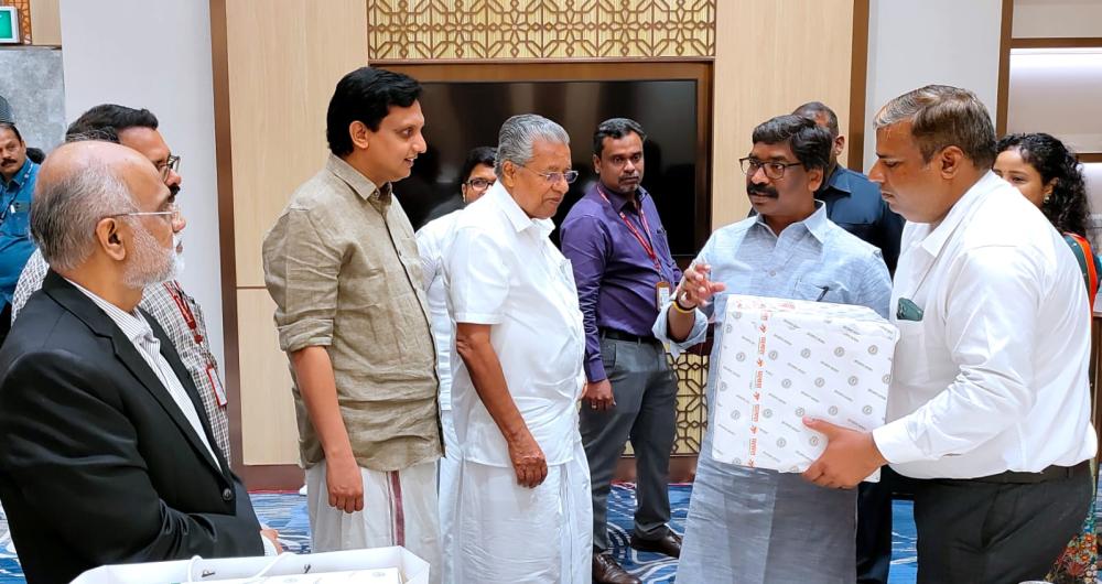 मुख्यमंत्री हेमंत सोरेन ने केरल के मुख्यमंत्री पिनारायी विजयन से झारखण्ड के पर्यटन को विकसित करने में सहयोग करने का आग्रह किया