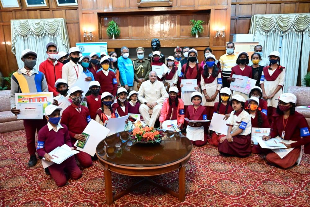 झारखंड के माननीय राज्यपाल ने विश्व बाल दिवस पर बाल अधिकारोंके साथ दिखाई एकजुटता