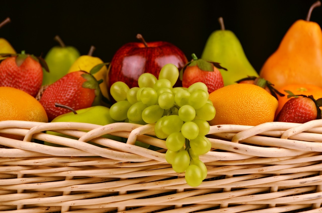 Eat fruits,prevent heart disease,blood pressure