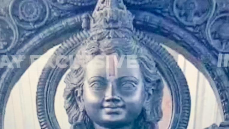 Look at Ram Lalla’s divine face 