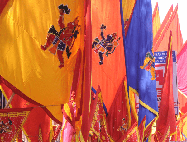 <p>Mahaviri flags for sale ahead of Ram Navami festival in Ranchi on tuesday.</p>
