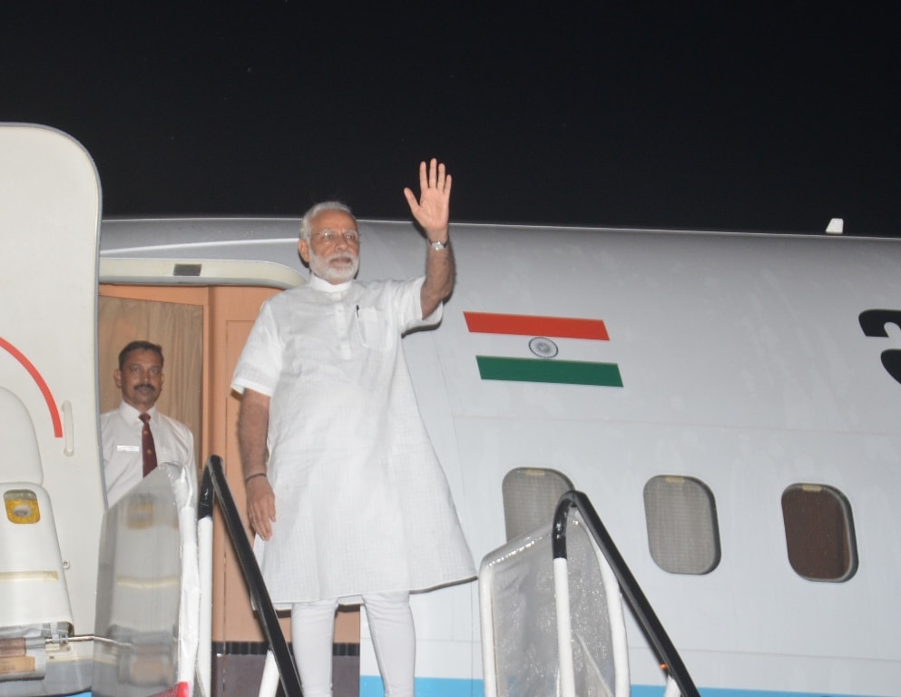 <p>माननीय प्रधानमंत्री श्री नरेंद्र मोदी अपने एक दिवसीय झारखंड दौरे से विदा लेते हुए।</p>
