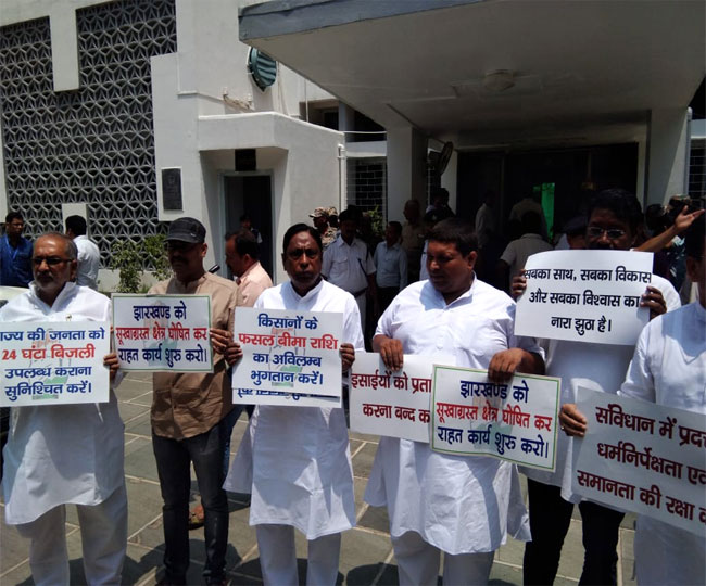 <p>The second day of the monsoon session of the Jharkhand Assembly witnessed Opposition protest demanding probe into the charges of a giving//taking bribe by the state health minister…