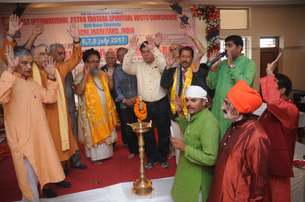 <p>First International Austro Tantra Spiritual Vastu Conference with honor ceremony at Ranchi Jharkhand on Thursday.</p>

