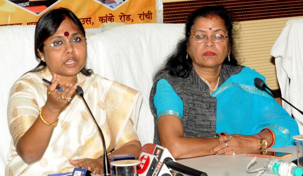<p>Member of National Commission for Women (NCW) Sushma Shah addresses media persons at Suchna Bhawan in Ranchi on Tuesday.</p>
