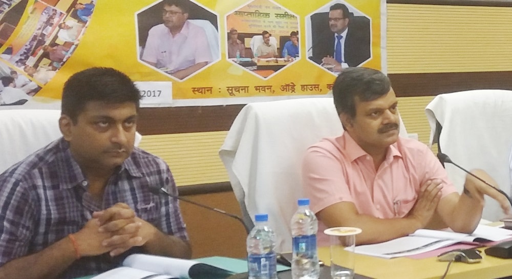 <p>Sunil Kumar Barnwal,Secretary to CM, and RL Bakshi,Director,Information and Public Relations Department presided over meeting with officials and people under the state government's…