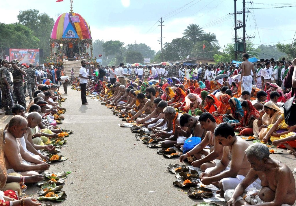 <p>Priests perform rituals to Lord Jagannath, Lord Balabhadra and Goddess Subhadra on the occasion of annual Rath Yatra festival at Jagannath temple in Ranchi on Saturday.</p>…