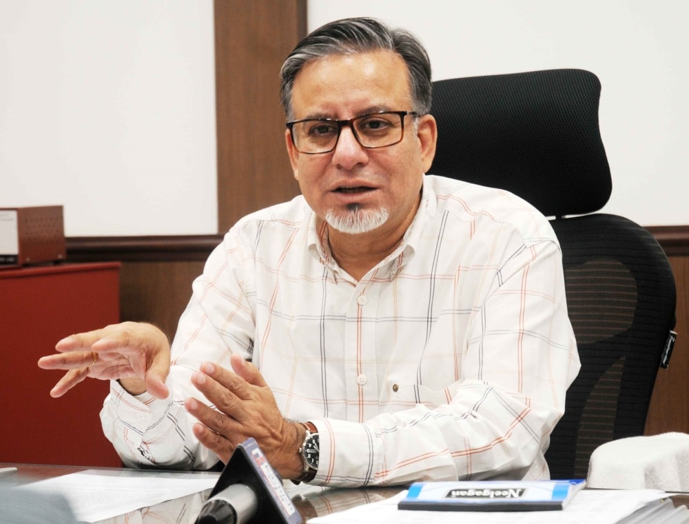 <p>Chief commissioner of Income Tax Jharkhand region Ranchi, Rakesh Suri addresses a press conference in Ranchi on Friday</p>
