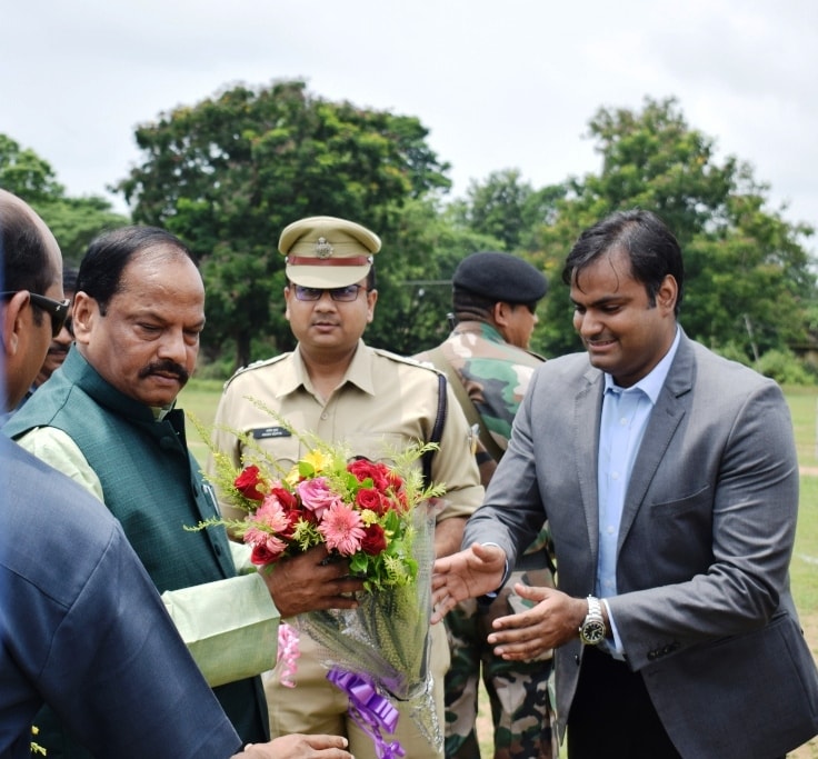 <p>Not only Jharkhand, the whole country wants development and good governance - Jharkhand Chief Minister Raghubar Das</p>
