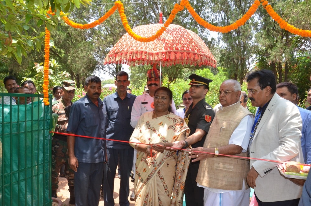 <p>On the 54th establishment day function of the Central Tasar Research and Training Institute,Jharkhand Governor Draupadi Murmu visited the site and addressed its staff,teachers and…