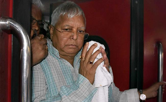 Das govt under fire for forcing ailing Lalu to travel by train