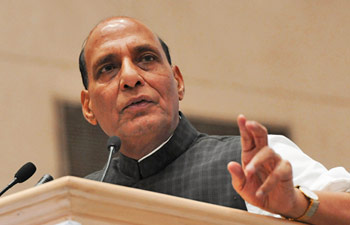 Rajnath Singh asks Maoists to join the mainstream
