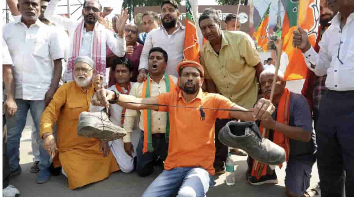 Kharge’s ‘ Modi ka Bap…’ Remarks Trigger Widespread Anger, Protests in Jharkhand Kharge’s ‘ Modi ka Bap…’ Remarks Trigger Widespread Anger, Protests in Jharkhand