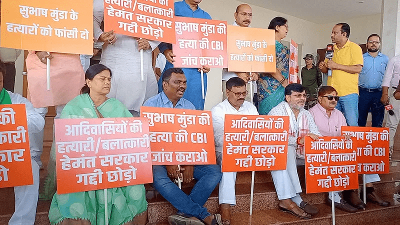 BJP stages protest, demand resignation of CM Soren during first day of monsoon session