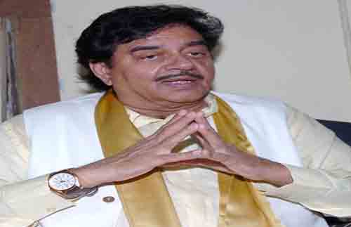 Shatrughan Sinha targets Prime Minister over poll debacle