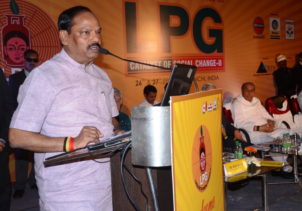 Target for delivering LPG connections to every poor family-CM Das