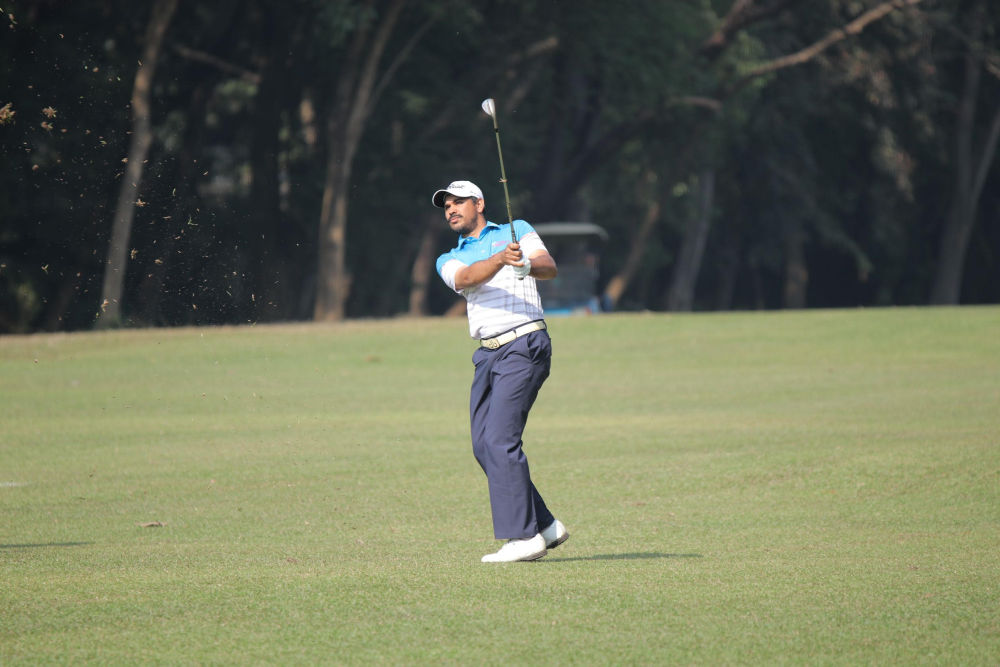 Gaganjeet Bhullar claims  Mandiri Indonesia Open, Rashid Khan finishes tied second 
