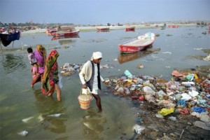 NGT bans use of plastic along Ganga