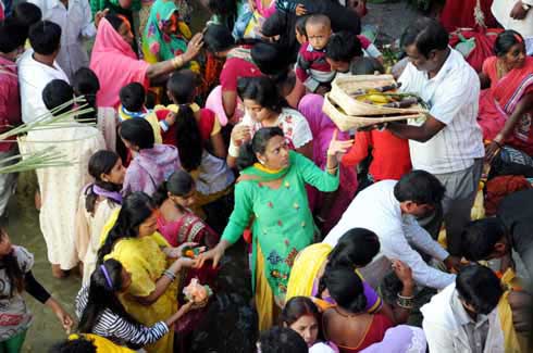 Chhath festival ends recalling ‘Chhati Maiya’