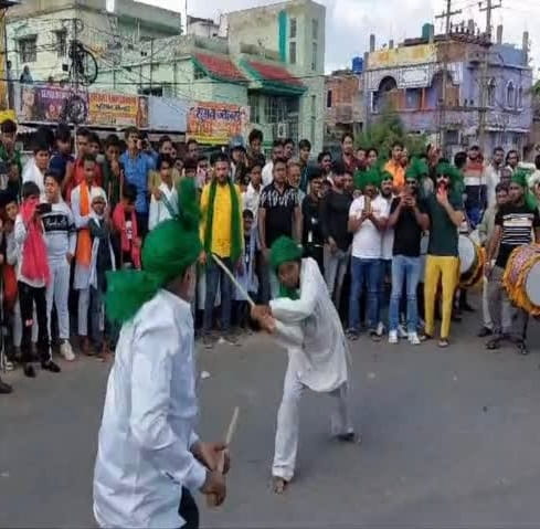 three-day-holiday-in-jharkhand-shia-and-sunni-muslims-hold-muharram-processions-separately