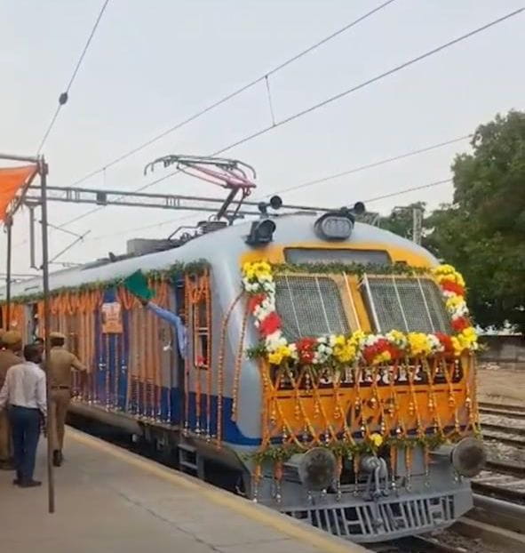 bihar-gets-extended-doharighat-train-to-varanasi-city-and-the-new-chhapradelhi-weekly-express