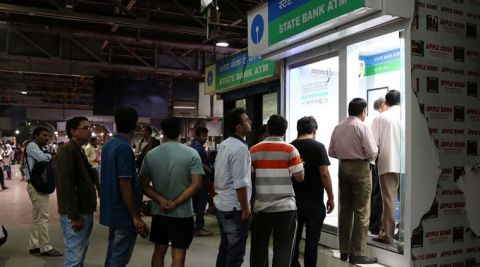 Queues outside ATMs trouble people,cause death in Jharkhand