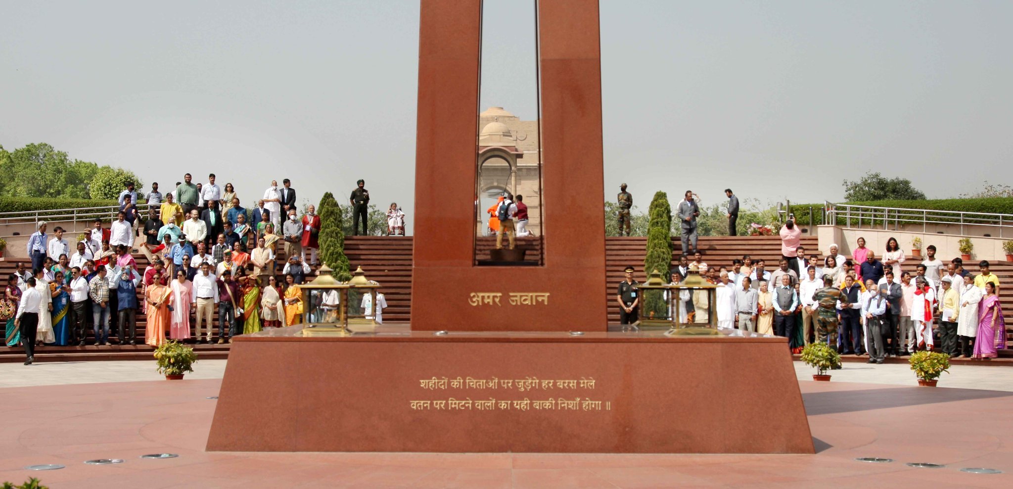 Padma Awardees visit National War Memorial in New Delhi