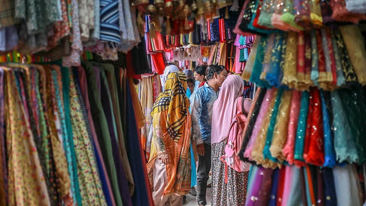 Eid shopping in full swing in Ranchi, Jamshedpur, markets flooded with buyers 