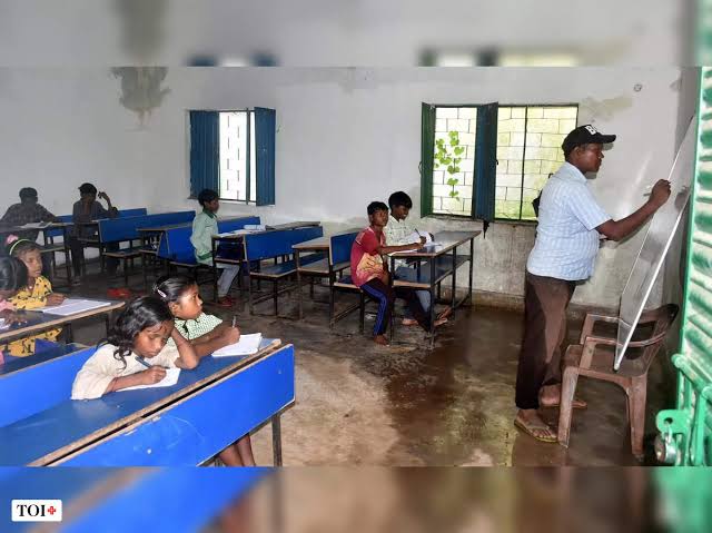 SC sets aside HC ruling, provides relief to tribal IT Teachers in Jharkhand 