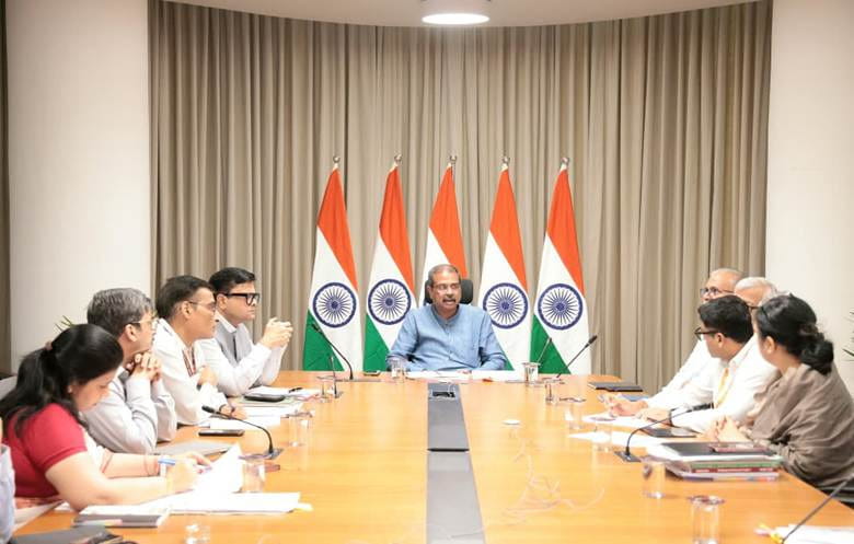 discussion-held-on-distribution-of-ncert-books-among-students-for-the-ongoing-academic-session