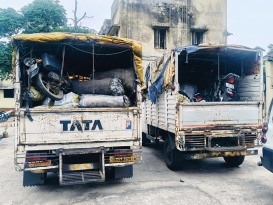 cisf-acts-against-coal-theft-seized-nearly-1800-mt-coal-worth-rs-108-crore-in-three-weeks