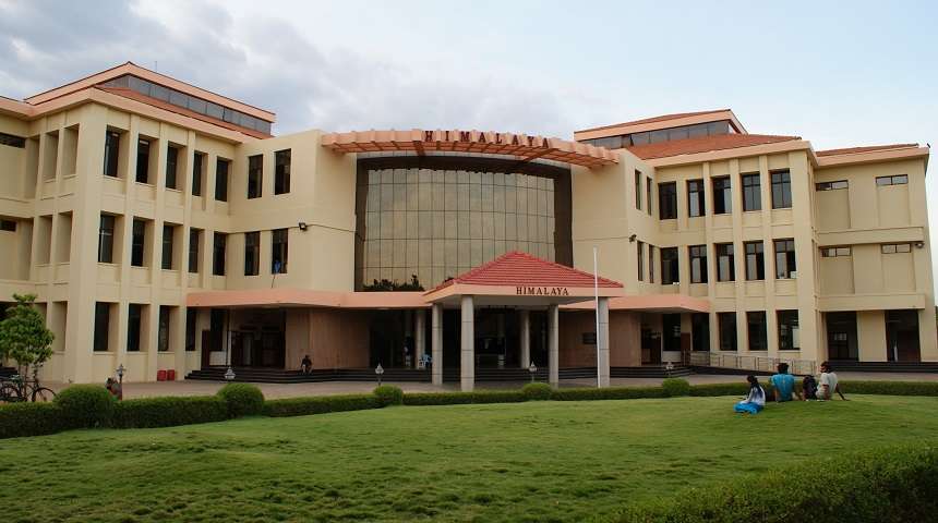IIT Madras makes its Computer Science Courses available to the Public
