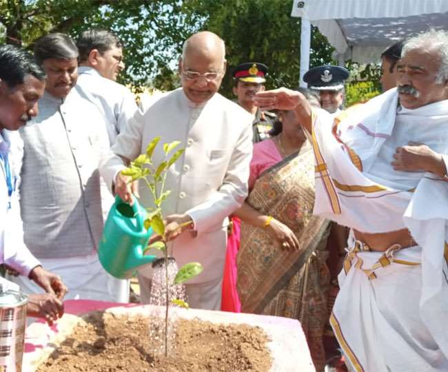 President Ram Nath Kovind plants tree in Bishunpur  
