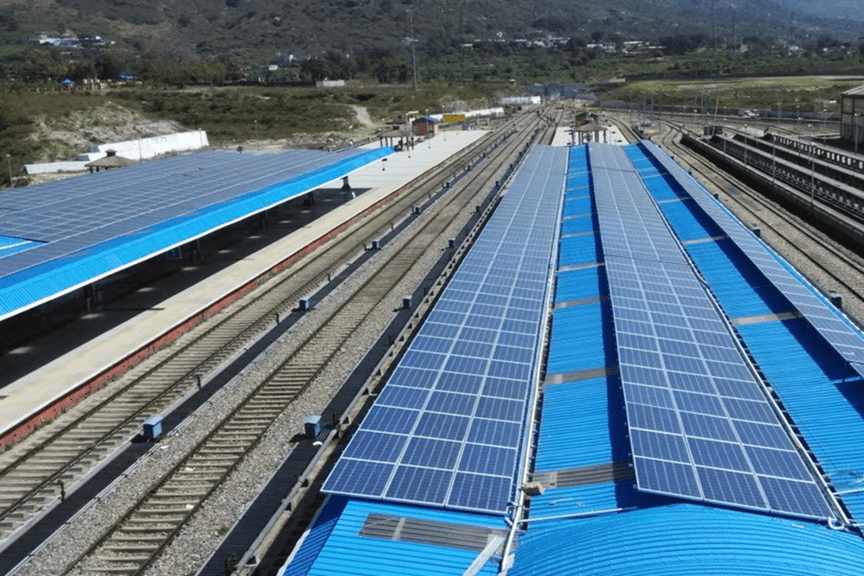 Fact-Sheet: 2,626 Solar-Powered Railway Stations Support Cleaner Railway Operations in India 