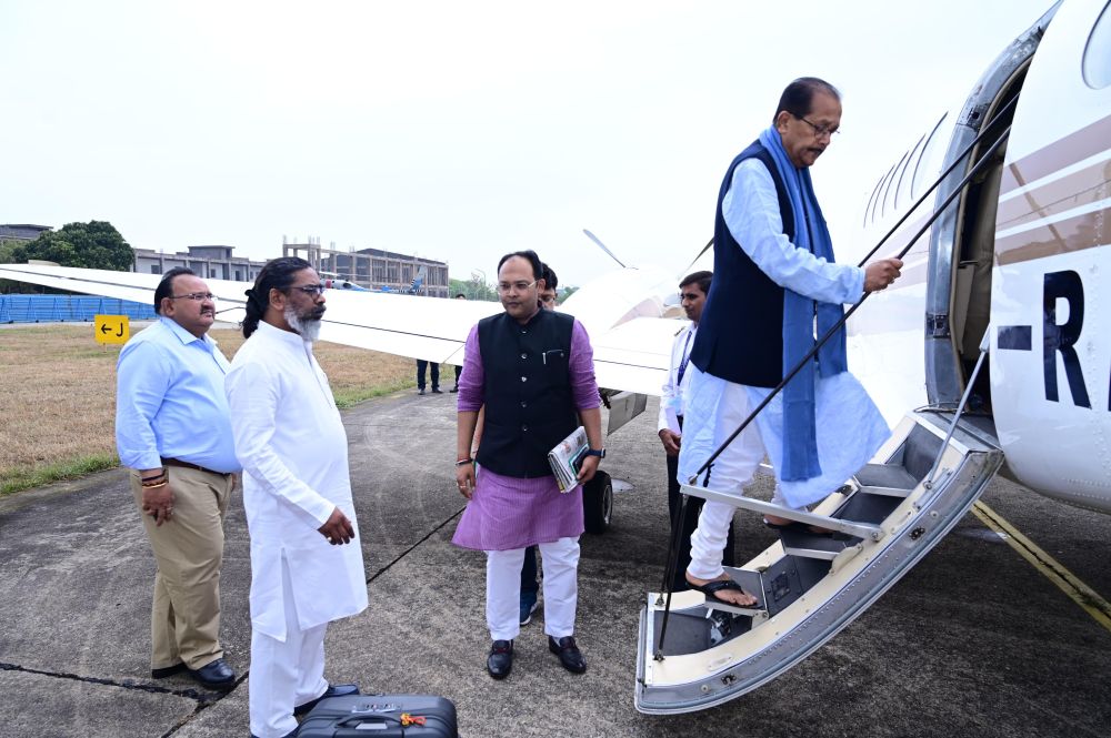 Finance Minister Radha Krishna Kishore takes charted flight to fly to New Delhi for treatment 