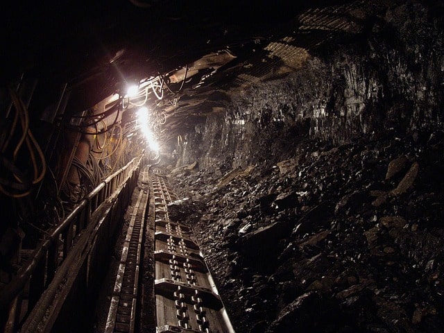 Coal mining sector boosts economic growth in coal producing states in India