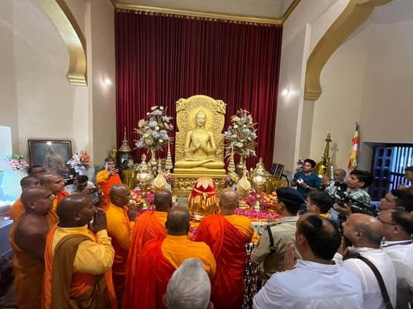 The Relics of Lord Buddha travelled from the National Museum in New Delhi to Mulagandha Kuti Vihar in Sarnath