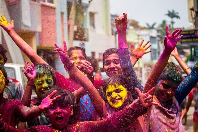 Holi to be celebrated amid clouds and drizzle in Jharkhand 