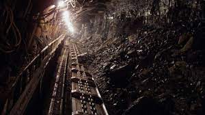 two-dead-some-others-feared-trapped-inside-bccl-s-abandoned-coal-mine-collapse-in-jharia