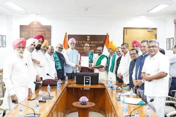 farmers-voice-support-for-ethanol-after-apprised-of-its-possible-contribution-to-farming-sector-in-india