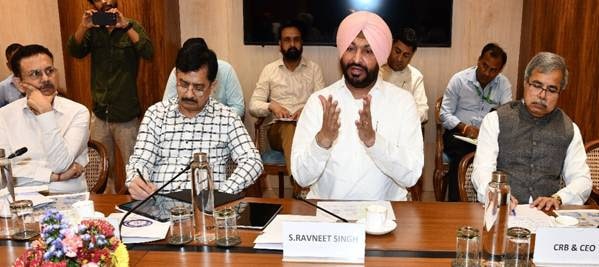 indian-railways-to-commemorate-the-350th-martyrdom-day-of-guru-tegh-bahadur-ji